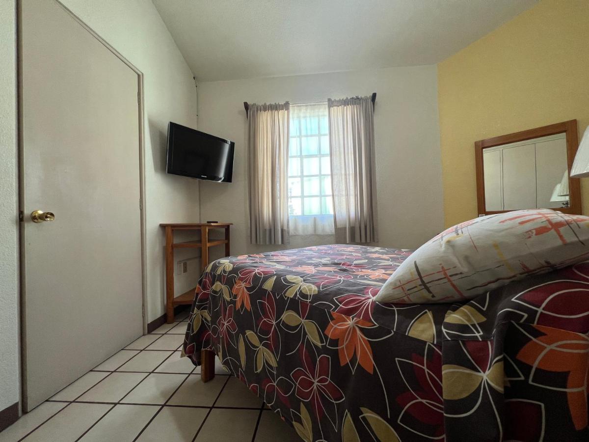 Privada 400 Aparthotel Pachuca Esterno foto
